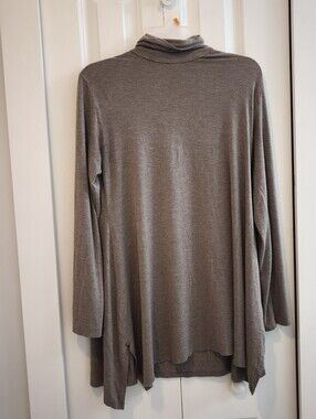 Soft Surroundings Heather Gray Long-Sleeve Drape Tunic